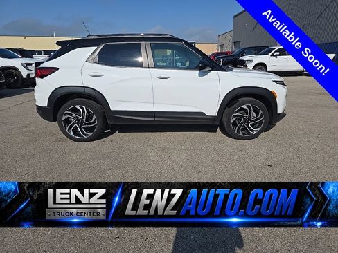 Used 2024 Chevrolet TrailBlazer RS w/ Convenience Package AWD/4WD image 1