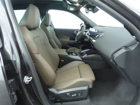 Used 2025 BMW X3 xDrive30i w/ Premium Package image 23