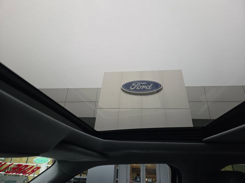 Used 2023 Ford F150 Limited image 20