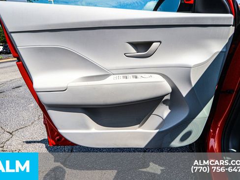 Used 2024 Hyundai Kona SEL image 50