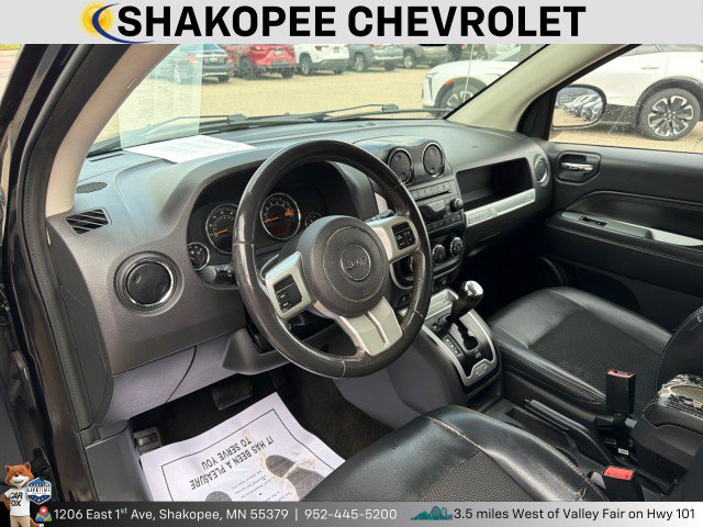 Used 2016 Jeep Compass Latitude AWD/4WD image 4
