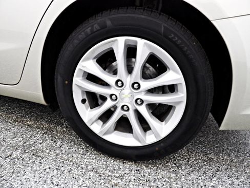 Used 2016 Chevrolet Malibu Hybrid w/ Leather Package image 19