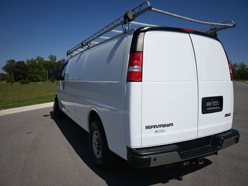 Used 2020 GMC Savana 3500 Extended w/ Driver Convenience Package image 62