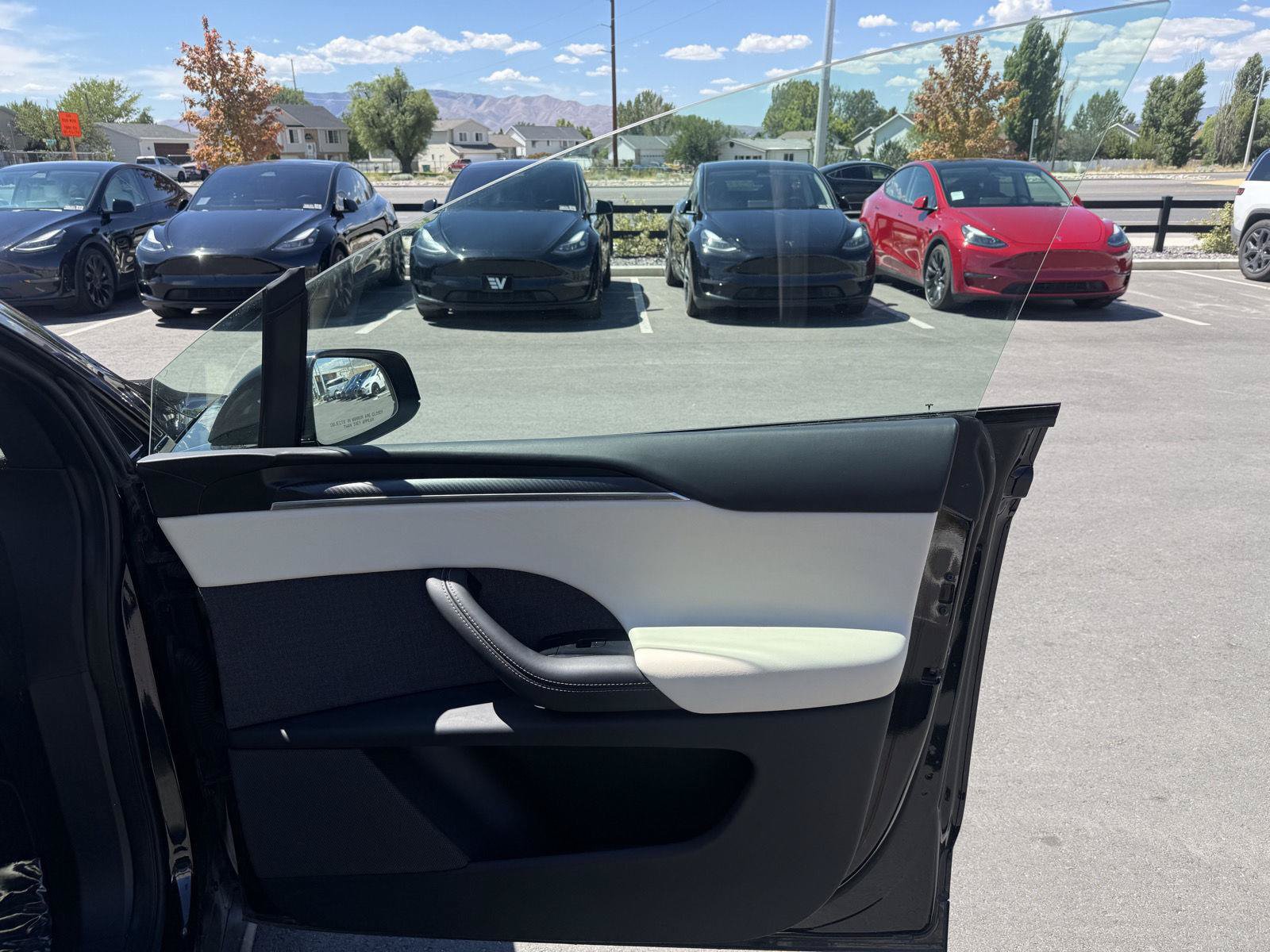 Used 2022 Tesla Model X Plaid AWD/4WD image 23