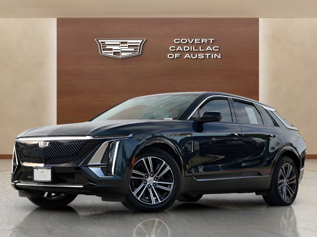 Certified 2025 Cadillac Lyriq Luxury w/ LPO, Floor Liner Package RWD image 2