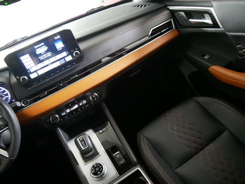 Used 2023 Mitsubishi Outlander SEL AWD/4WD image 11