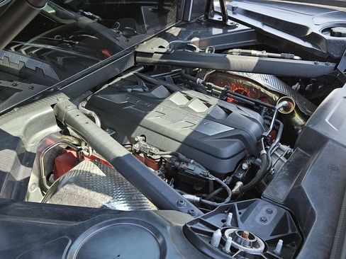 Used 2024 Chevrolet Corvette Stingray Preferred Cpe w/ Z51 Performance Package RWD image 39
