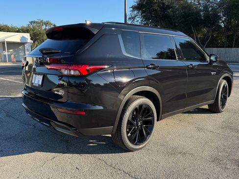 New 2025 Mitsubishi Outlander SEL Black Edition image 9