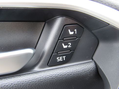 Used 2024 Toyota RAV4 XSE w/ Advanced Technology Package image 11