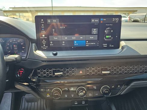 Used 2024 Honda Accord Touring image 30
