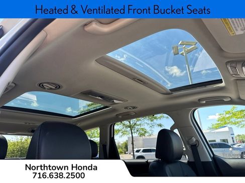 Used 2020 Kia Telluride SX w/ Towing Package AWD/4WD image 18