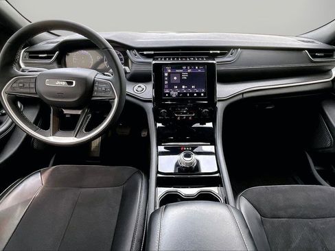 Certified 2023 Jeep Grand Cherokee Altitude AWD/4WD image 14