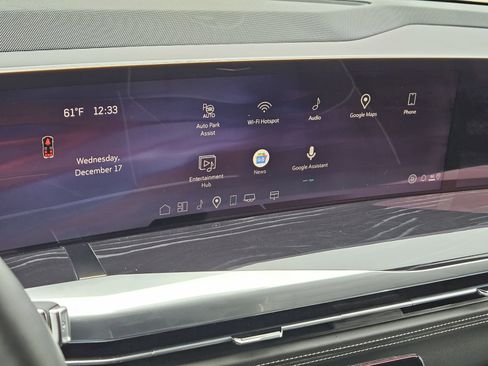 Certified 2025 Cadillac Escalade Sport w/ LPO, Floor Liner Package image 18