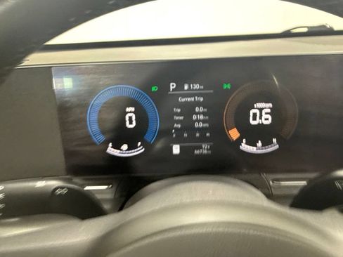 Used 2024 Hyundai Kona SEL FWD image 32