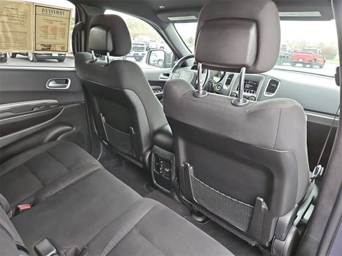 Used 2020 Dodge Durango SXT image 27
