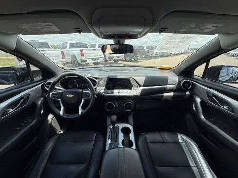 Used 2021 Chevrolet Blazer LT FWD image 31