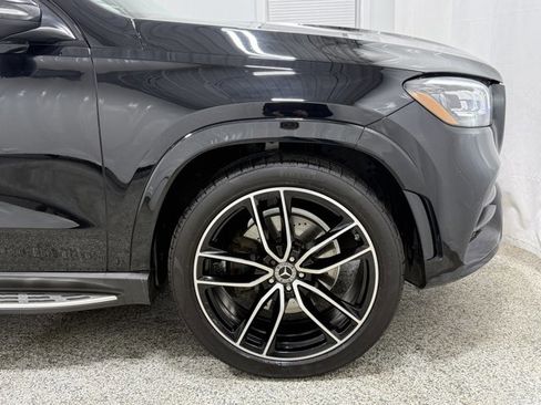 Used 2023 Mercedes-Benz GLS 580 4MATIC image 38