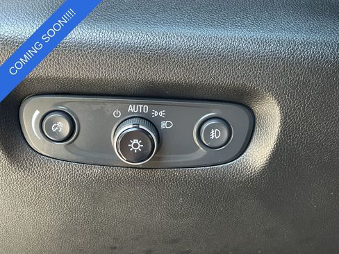 Used 2019 Chevrolet Traverse LT w/ LT Premium Package AWD/4WD image 30