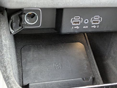 Used 2024 Jeep Wagoneer L Series II w/ Flexible Seating Group AWD/4WD image 21