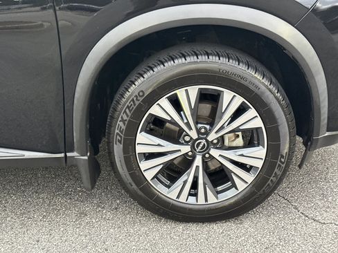 Used 2022 Nissan Rogue SV image 12