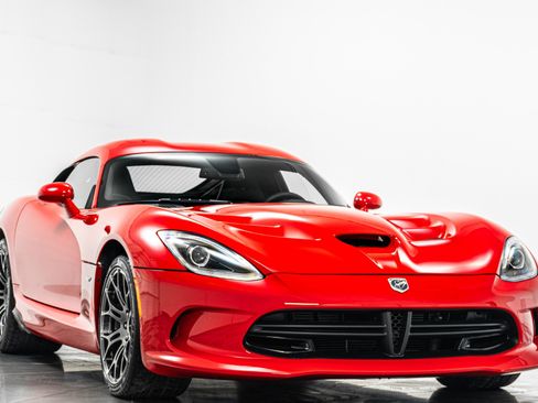 Used 2013 SRT Viper SRT-10 w/ Track Pkg RWD image 3