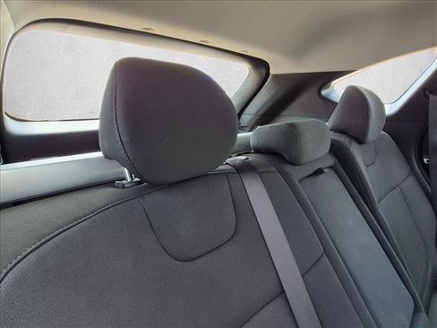 Used 2023 Hyundai Tucson SE AWD/4WD image 13