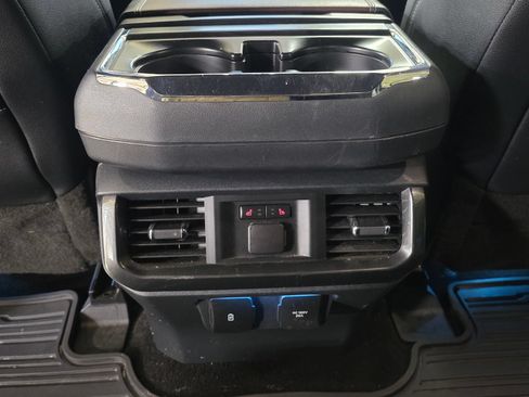 Used 2022 Ford F150 Lariat w/ Equipment Group 502A High AWD/4WD image 12