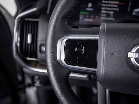Used 2025 Nissan Armada SL RWD image 39