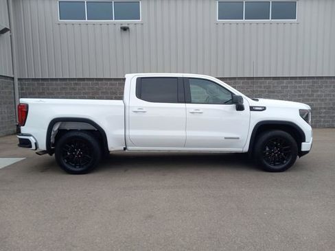 Used 2024 GMC Sierra 1500 Elevation AWD/4WD image 5