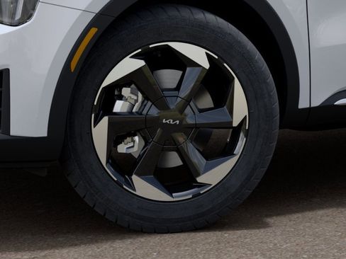 New 2026 Kia Sorento EX AWD/4WD image 9