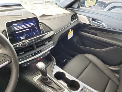 New 2025 Cadillac CT4 Premium Luxury image 18