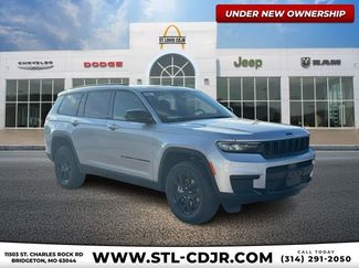 New 2025 Jeep Grand Cherokee L Altitude video 1