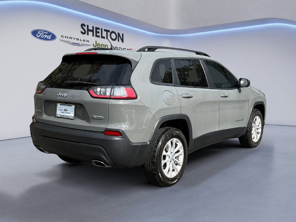 Used 2022 Jeep Cherokee Latitude Lux w/ Mopar Interior Package AWD/4WD image 6