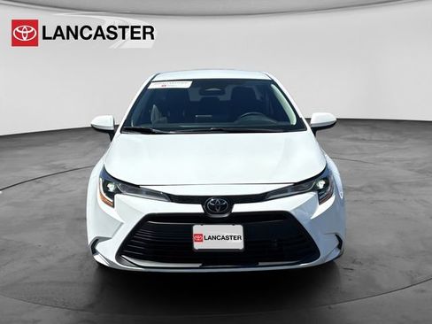 Certified 2023 Toyota Corolla LE FWD image 2