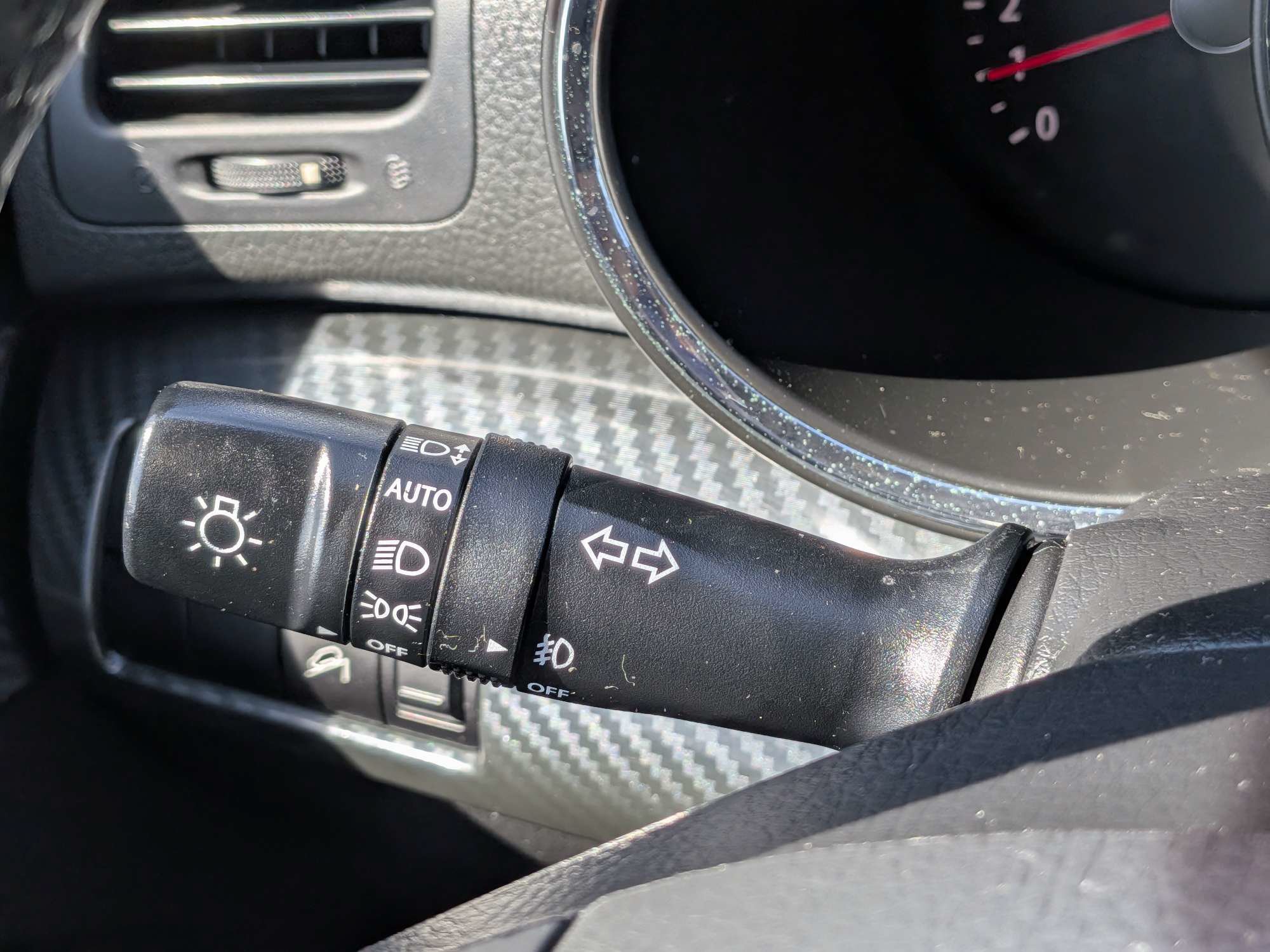 Used 2011 Kia Sorento SX FWD image 28