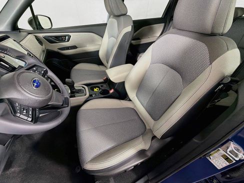 Used 2025 Subaru Forester Premium w/ Protection Package (1PH) AWD/4WD image 2