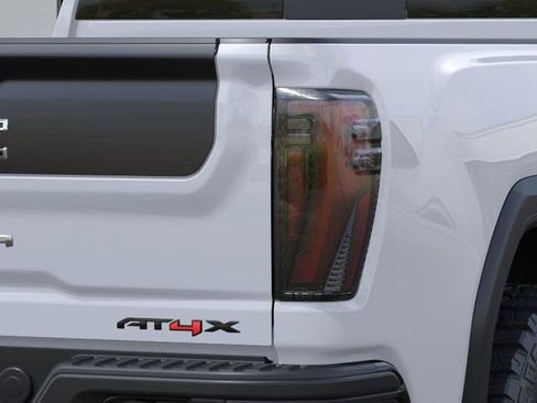 New 2026 GMC Sierra 2500 AT4X w/ AT4X AEV Edition AWD/4WD image 11