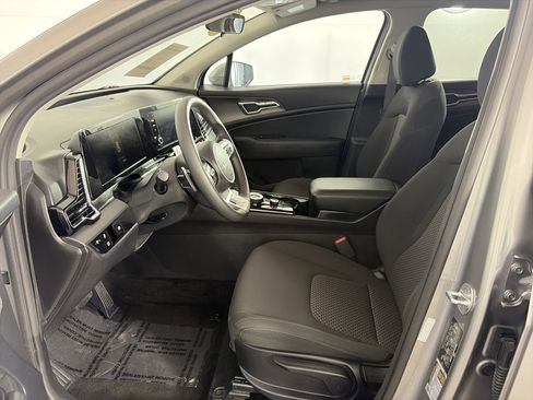 Certified 2023 Kia Sportage LX AWD/4WD image 6