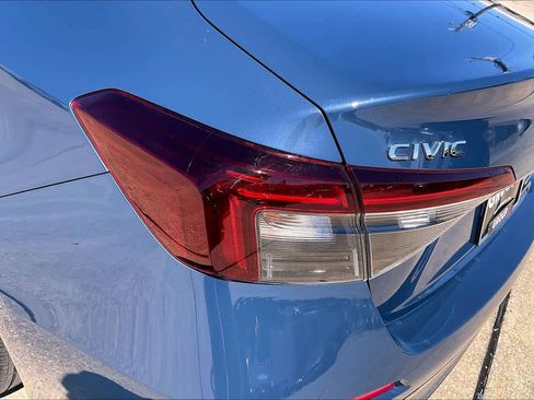 Used 2025 Honda Civic Sport Touring image 28
