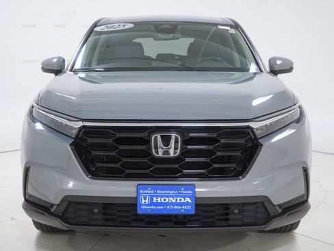 Used 2025 Honda CR-V EX-L image 3