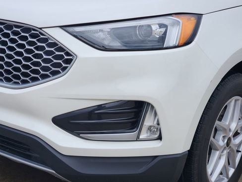 Used 2024 Ford Edge SEL w/ Convenience Package AWD/4WD image 8