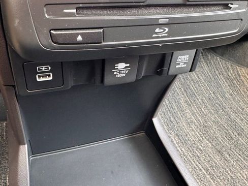 Used 2021 Honda Odyssey Touring image 24