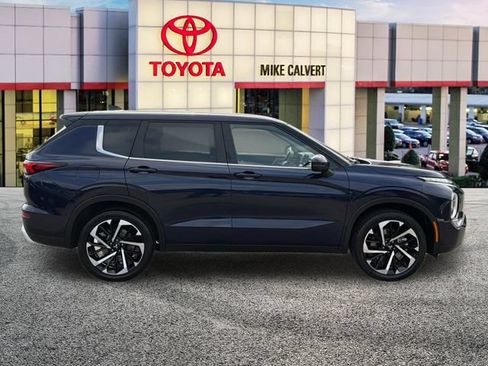 Used 2024 Mitsubishi Outlander SE AWD/4WD image 6