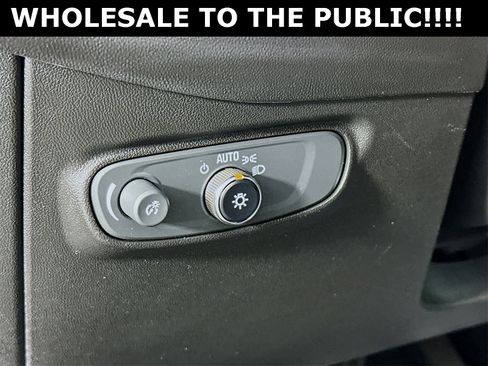 Used 2019 Chevrolet Equinox LT image 11