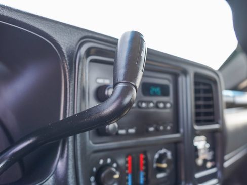 Used 2007 Chevrolet Silverado 2500 W/T RWD image 21