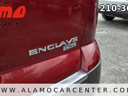 Used 2011 Buick Enclave CXL image 12