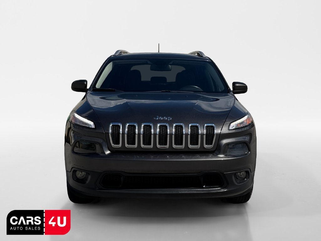 Used 2018 Jeep Cherokee Latitude Plus FWD image 2