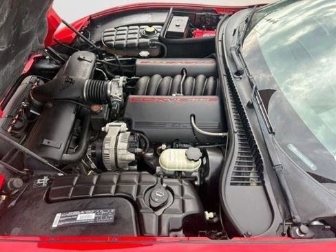 Used 2003 Chevrolet Corvette Coupe w/ Preferred Equipment Group RWD image 11