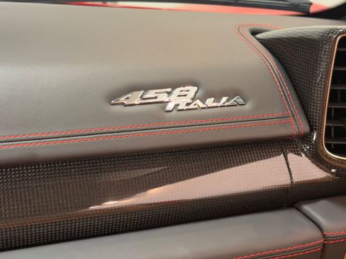 Used 2011 Ferrari 458 Italia Coupe image 99