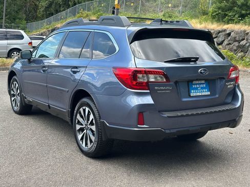 Used 2016 Subaru Outback 2.5i Limited AWD/4WD image 3